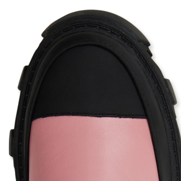 All-vegan Chelsea Boots - Picture 5 of 6